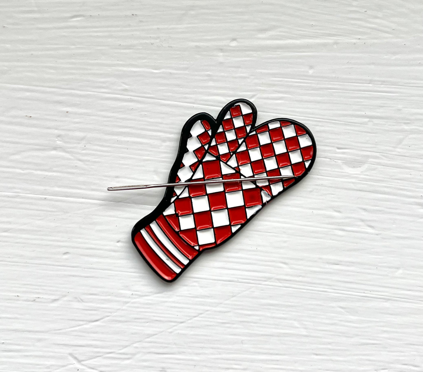 Trigger Mitt - Magnetic Needle Minder