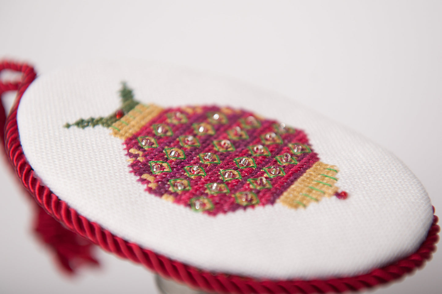 German Inspired Christmas Bauble Ornament - DIGITAL Pattern