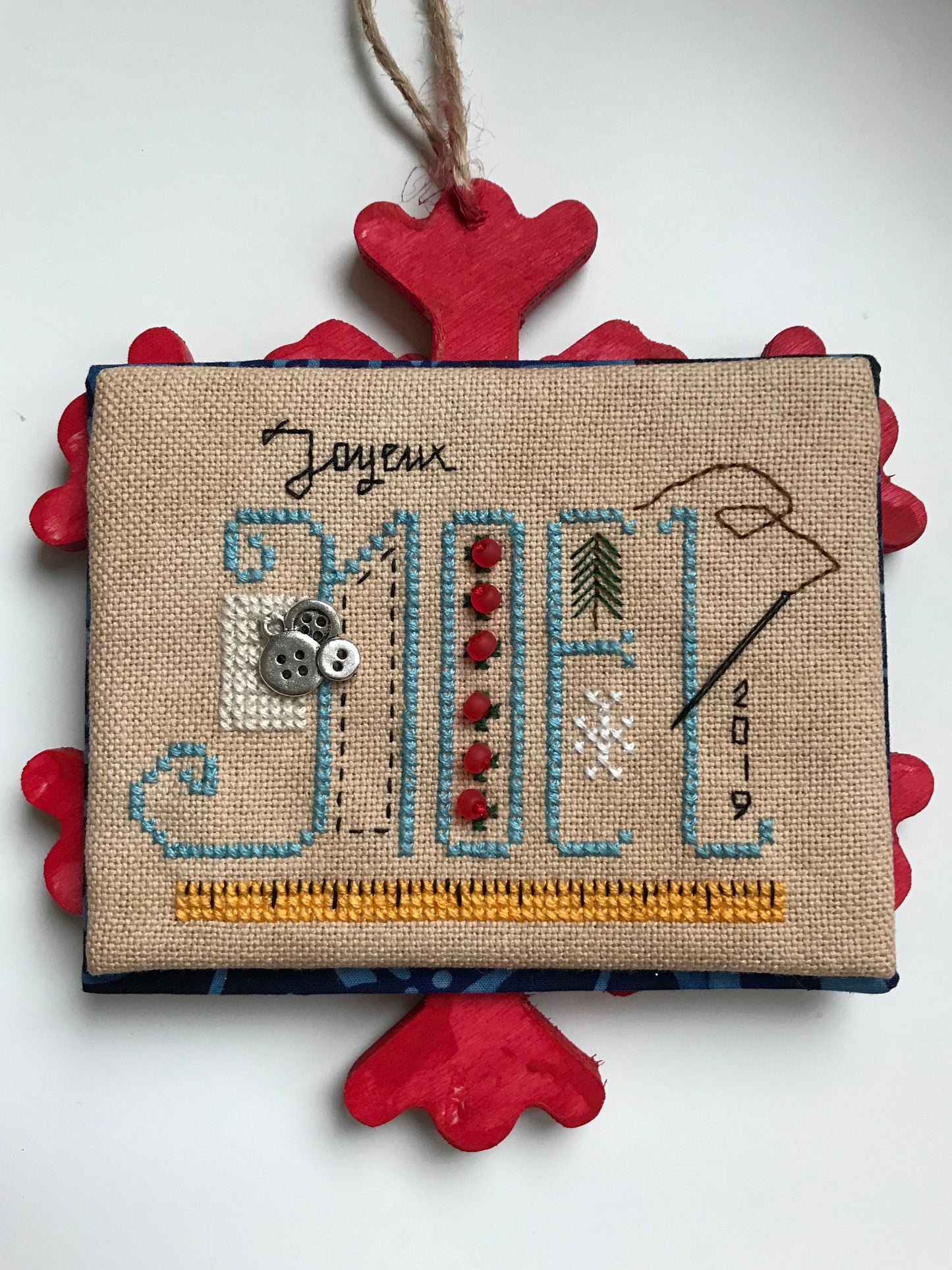 Flossmas 2019 Stitchy Noel Ornament Cross Stitch Pattern