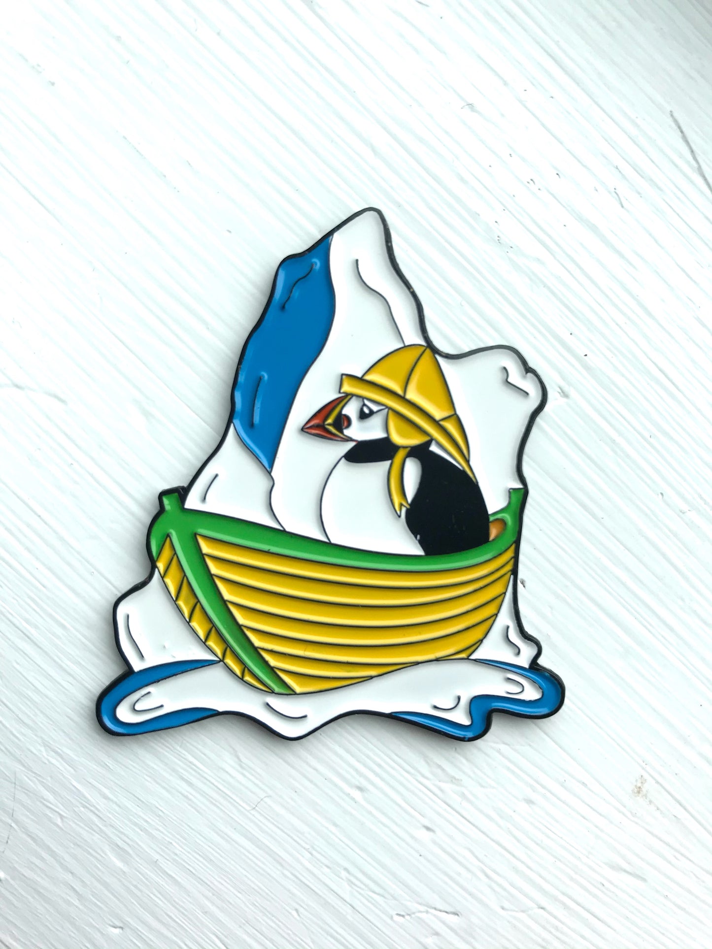 Puffin in a Dory - Magnetic Needle Minder